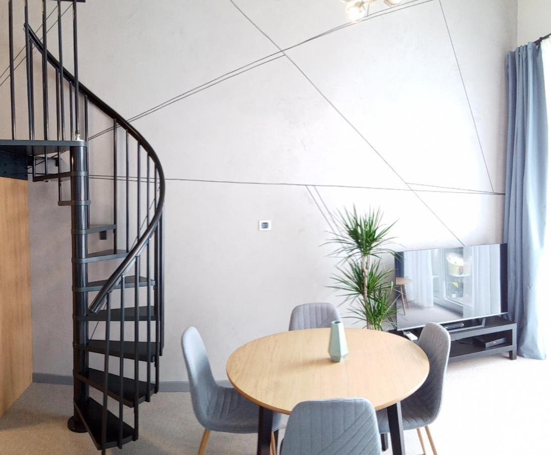 Wroclove Airport Loft Wroclaw Exterior photo